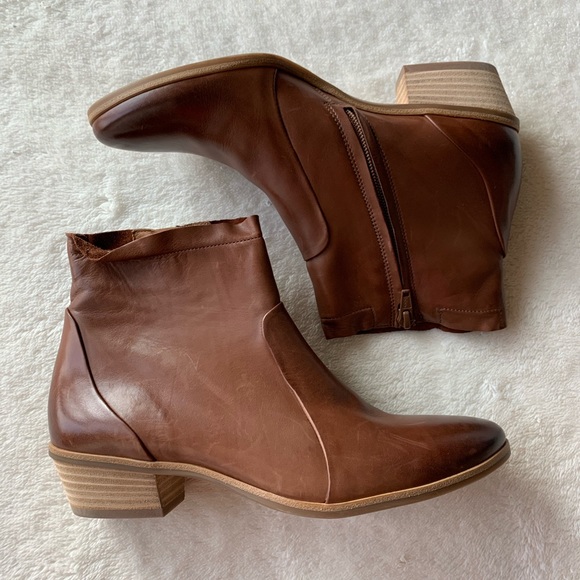 Paul Green Shoes - NIB Paul Green Short Boots Ankle Booties Size 7